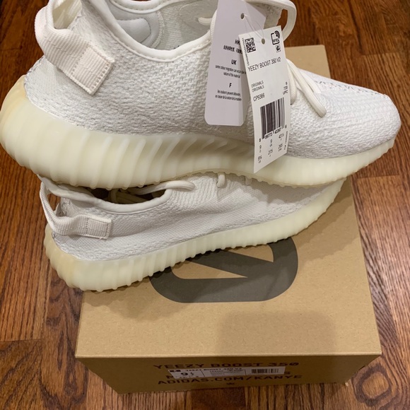 Yeezy Boost 350 V2 White color